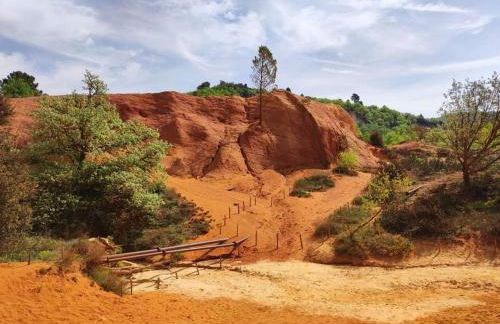 GITE AUX 4 SAISONS DU COLORADO PROVENÇAL - 3 ÉTOILES - Rustrel - Foto 16