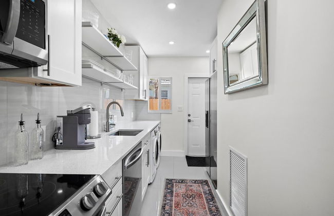 Uhost AI 1BR Sleek Modern Retreat - Foto 14