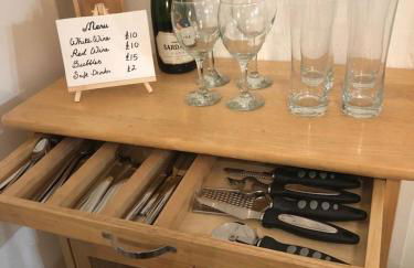 Beautiful Barn Conversion, 3 Bed, hot tub, sauna, gym, enclosed garden - Photo 29