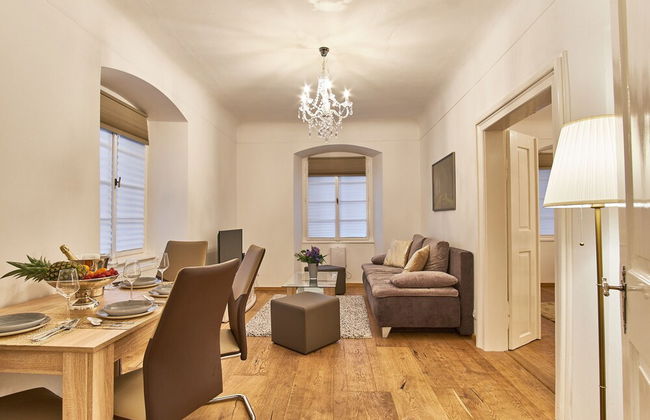 Charles Bridge Royal Apartment - Photo 18