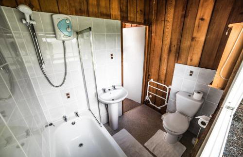 Timber Hill Self Catering Cedar Lodges - Foto 54