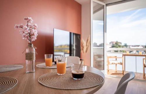 Le Jean Moulin T2 air-conditioned private parking balcony - Foto 13