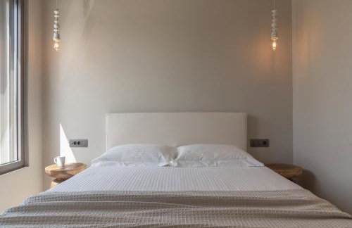 Amalthia Villa, Heated Pool & Walk to the Beach, By ThinkVilla - Photo 40