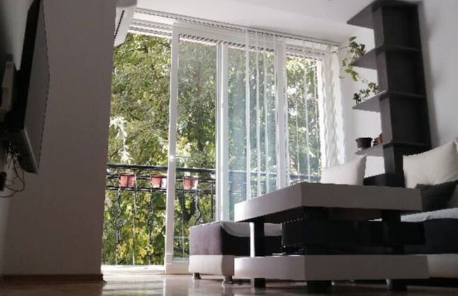 Lovely 2-bed Apartment in Novi Sad - Photo 19