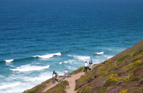 The Roundhouse - Photo 19