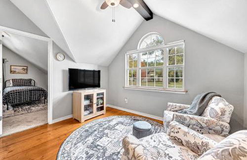 The Oak Cottage- Charming Downtown Family Retreat in the Heart of Siloam Springs - Foto 15