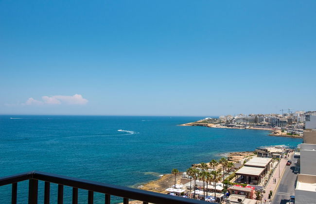 Islet Seafront Penthouse with Hot tub - Foto 53