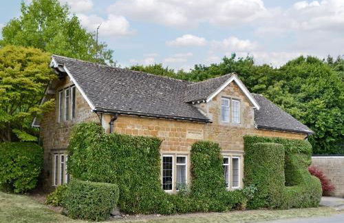 Old School House - Photo 1