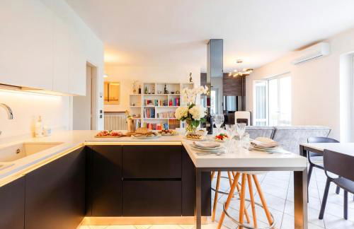 LAKESIDE SERENITY ESCAPE - Lakefront, Air Conditioning, Private Parking - Foto 7