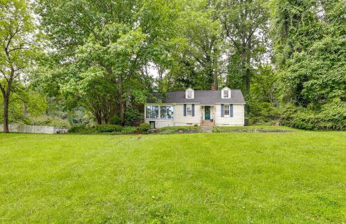 Near Shops and Parks Dog-Friendly Maryland Gem - Photo 25