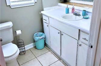Furnished Home for Traveling Nurses, Corporate Stay Mid-Term Galveston-only 10Min to UTMB-7 Min to Cruise Port-1 Block to Beach Pleasure Pier- Large 3Bed-2Bath-7 Beds-CasaAzul 2605B - Foto 35