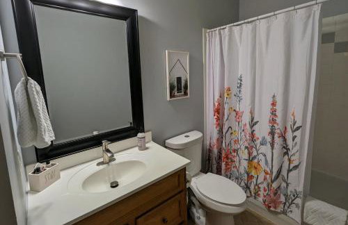 Mountain Getaway - 7 beds, 2 King - Large Common Area - Foto 15