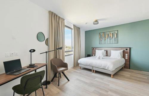 All Suites Appart Hôtel - Paris Ouest - Colombes - Foto 1