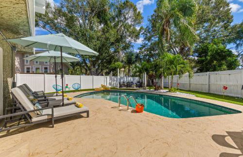 Family Oasis - Pool Hot Tub Games & Near Beach - Foto 45