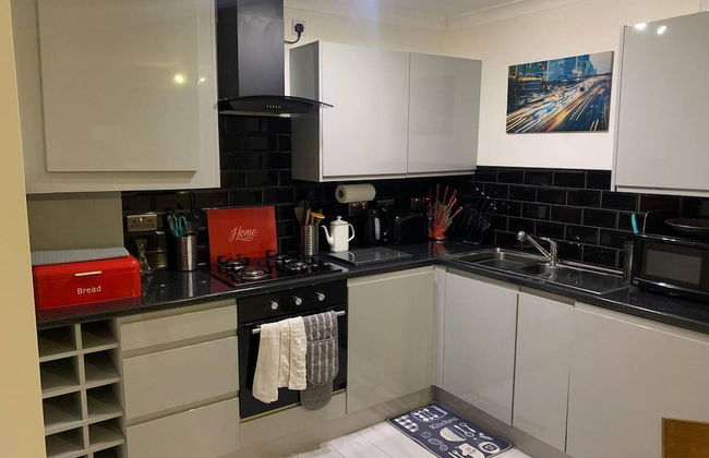 Lovely 2-bed Apartment in Wallasey, Sleeps 4 - Foto 6
