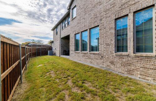 Modern Allen Prairie Retreat - Photo 33
