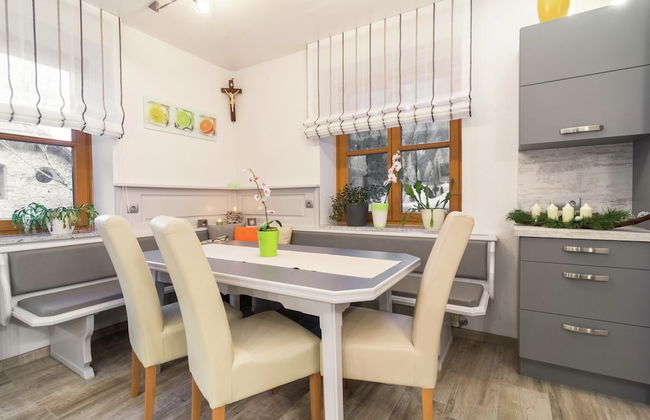 Holiday Home in Rennweg Near Ski Slopes - Photo 38