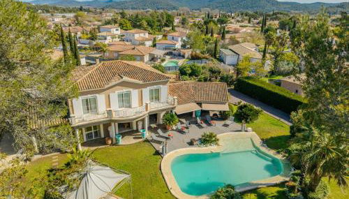 Villa Provençale Avec Vue Sur La Forêt Et Piscine - Foto 1