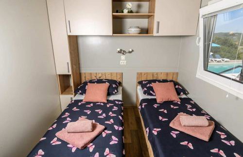 Cozy and Chic Little House with pool Ivinj - 4 - Foto 18