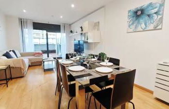 Great apartment with a pool on the beach in Barcelona - Photo 32