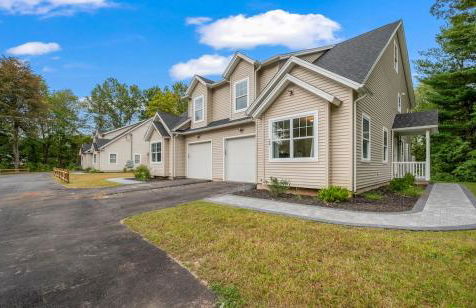 Ideal Family Stay Sleeps 20 in Bloomfield, CT - Foto 74