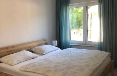 Ferienwohnung Waldesruh mit Kaminofen und Balkon - Foto 2