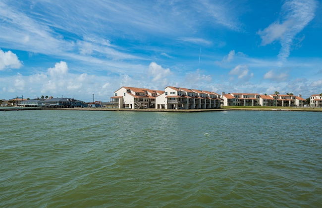 Bay Breeze Bungalow by Miss Kitty’s - Foto 39