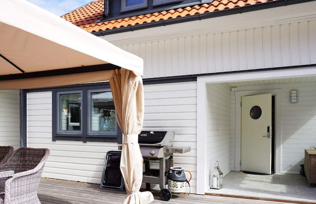 6 Person Holiday Home in Stromstad - Photo 10