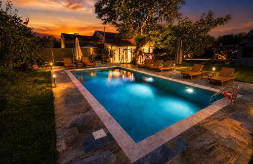 Pegasus Pool Villas Kavala - Foto 1