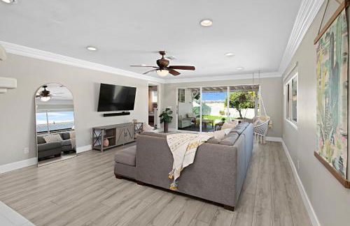 The Gathering Place - Guest Favorite with Huge Yard - Foto 39