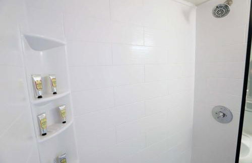 South Beach Suite in South of Fifth Neighborhood Across from Miami's Best Beach - Foto 17