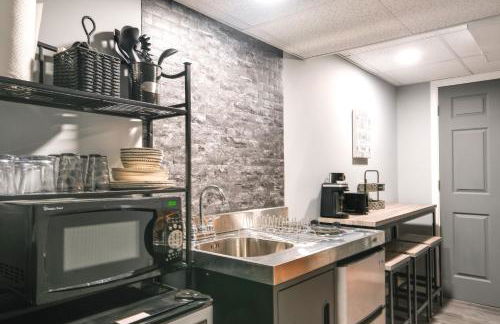 Quaint Forest Heights Unit about 9 Mi to Downtown DC - Foto 12