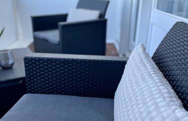 REGENCY Apartments - Zentrale 50m2 Wohnung I Balkon I Wasserblick I WiFi I Netflix - Foto 25