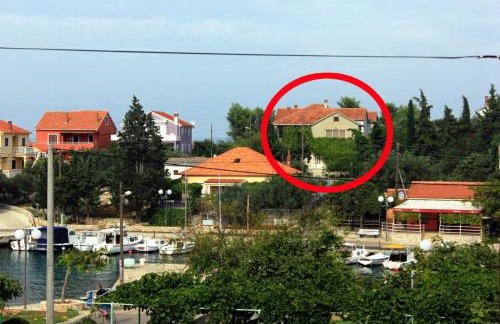 Apartments by the sea Ugljan - 8519 - Foto 1