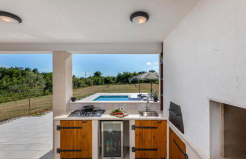 Amazing Home In Zminj - Foto 11