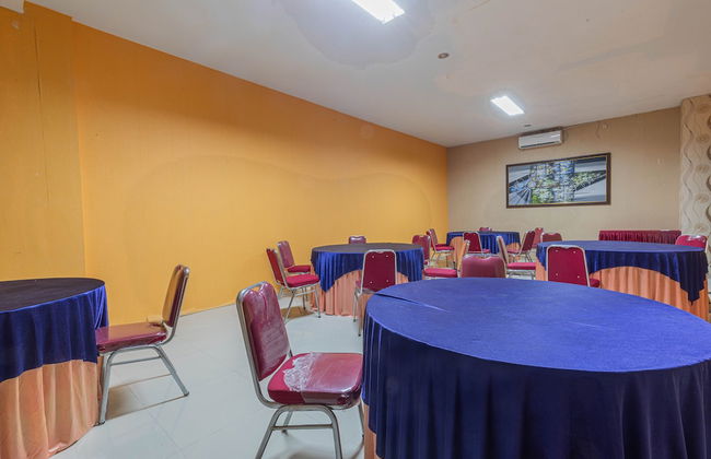 Hotel D'Madinah Inn - Gentan - Foto 28