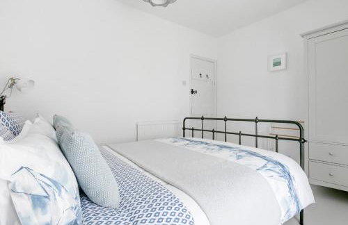 Tregwary Cottage - Photo 16