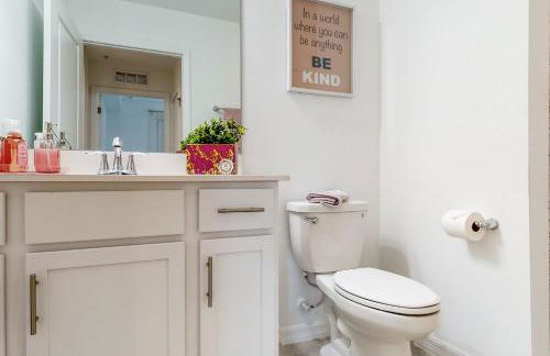 Play and Stay 1st Floor Ava Maria Condo! - Foto 17