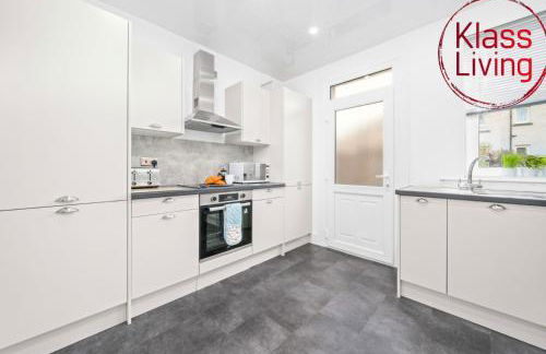 Broomfield Apartment by Klass Living Airdrie - Photo 3