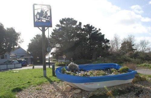 Wow I'm living on the beach. Luxury 4 bed sleeps 8 - Photo 21