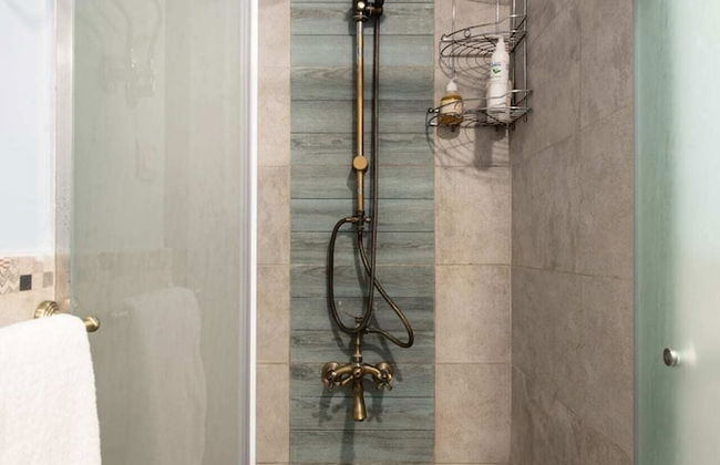 Xuru Stays I Jacuzzi Studio @ The Pyramids Free Airport Pickup - Foto 13