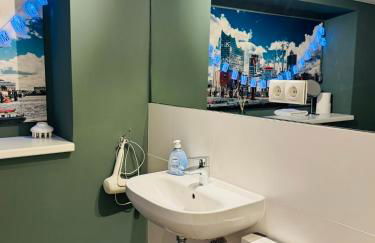 URBAN STAY Hamburg - Apartments "BACKBORD" & "STEUERBORD mit Sauna" - Foto 50