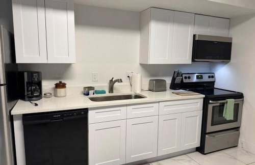 HUGE In-Law Apt Beach Oasis- Private entrance - Foto 41