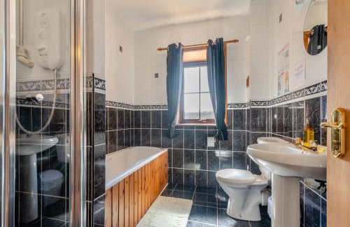 Eryb Cottage - Uk46883 - Photo 11