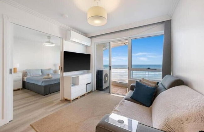 Premium Top Floor Oceanfront Unit In Regency on the Beach 705 - Foto 6