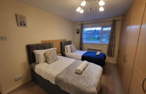 Lovely apartment with free parking & Wi-Fi - Foto 16