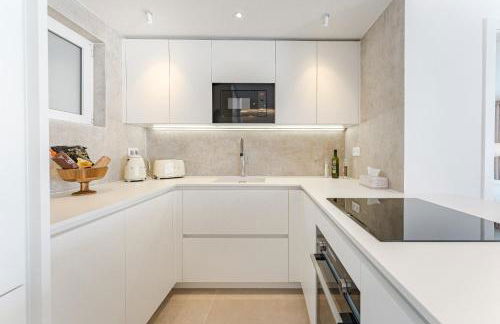 Blue Haven - Ocean View Penthouse with private jacuzzi and community pool - Foto 16