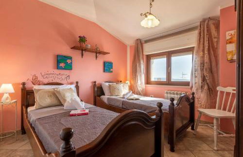 Casa Clara in Uri in the Nuraghe of Santa Cadrina a short distance from the beaches - Foto 40