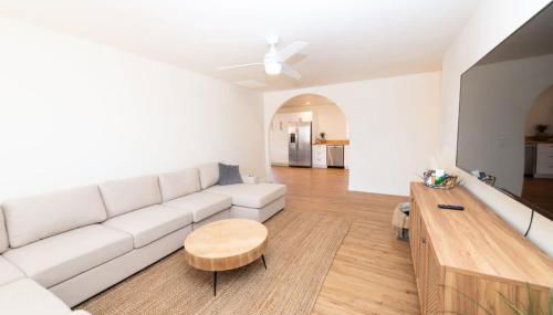 Newly Remodeled Family Friendly Home - Foto 3