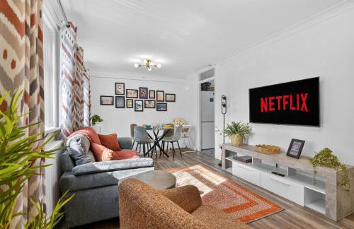 Comfy City Base with Free Parking Walk Everywhere - Foto 37